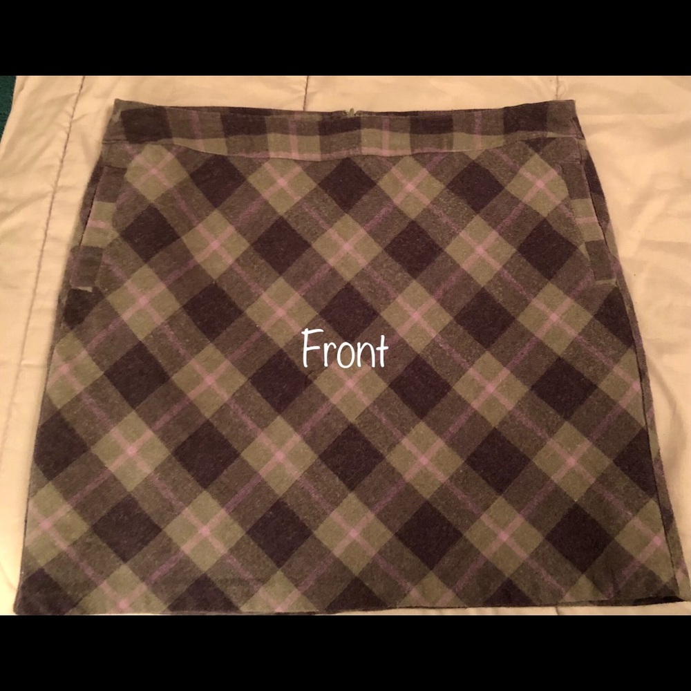 Size 18 Purple & Gray plaid skirt